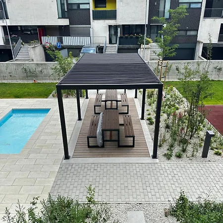 Laura Oasis, Swimming Pool, Free Parking * Bratislava